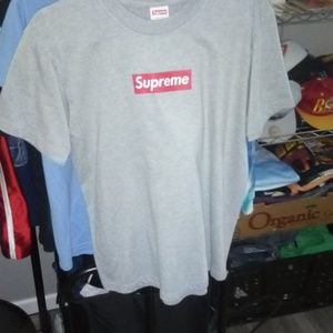 Supreme tee
